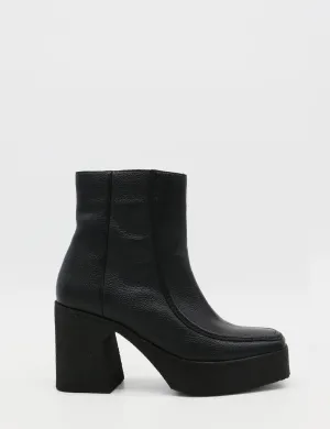 Agathe platform ankle boots in black leather women shoes