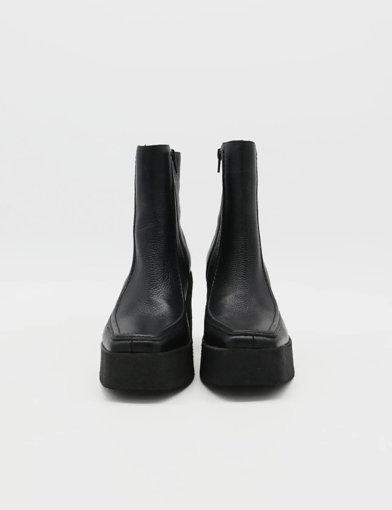 Agathe platform ankle boots in black leather women shoes